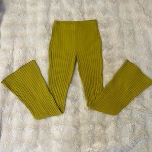 Mustard Ribbled Flare pants 🎀